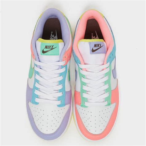 nike dunks low women's